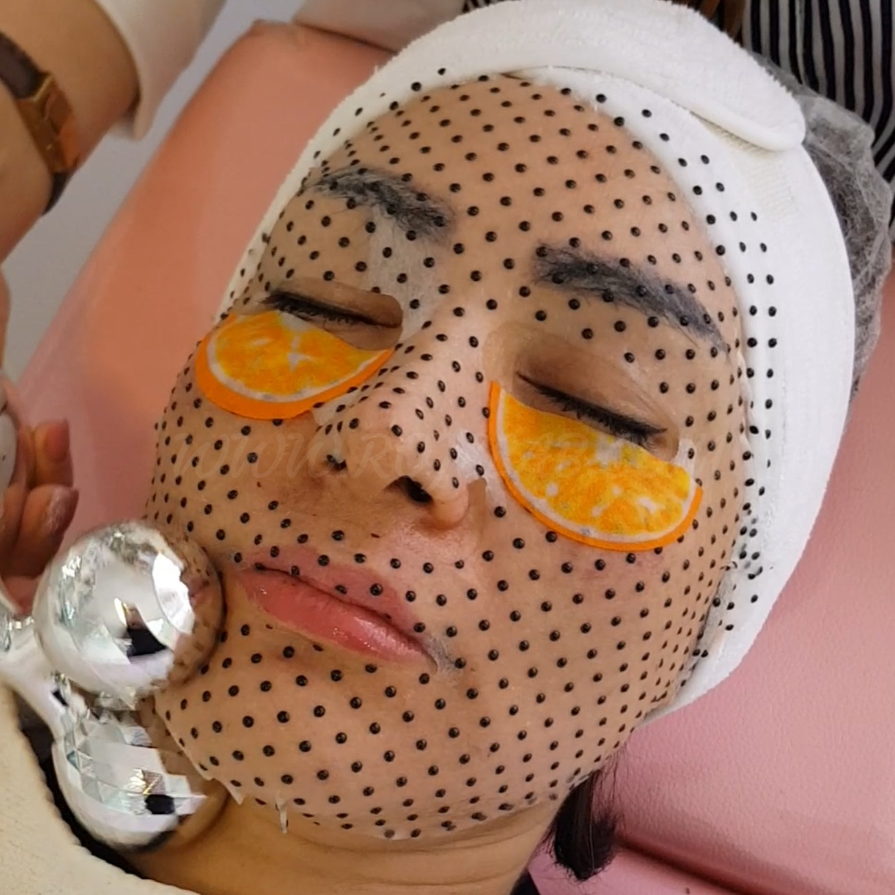 پاکسازی و فیشیال پوست