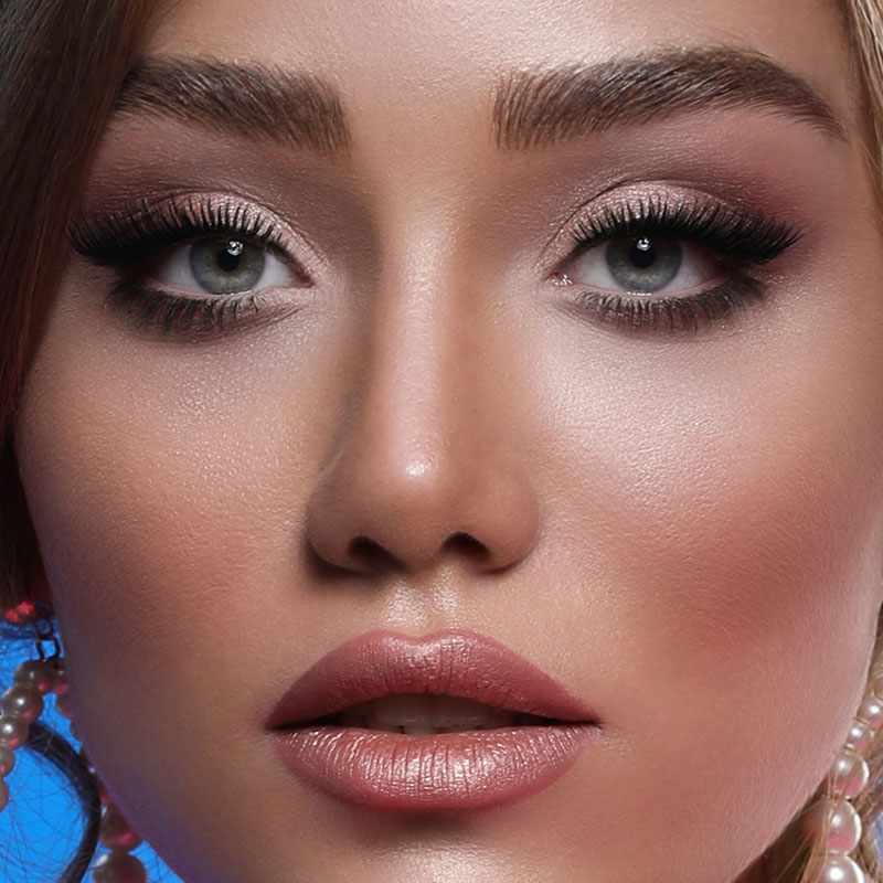 میکاپ به سبک پرام