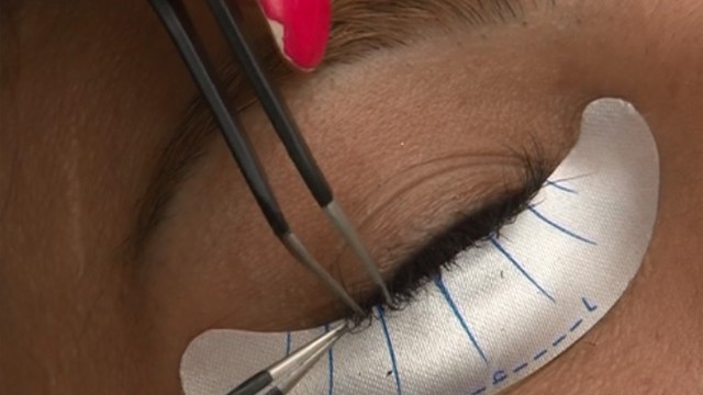 How To: Eyelash Extension