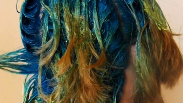 How To: Fantasy Hair Colour