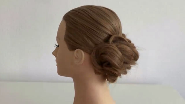 How To: Chignon Style For Long Hair