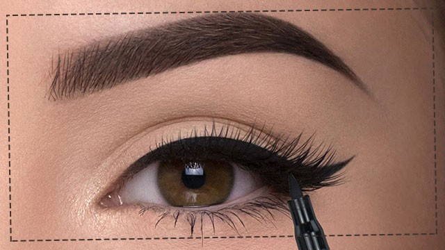 How to Draw Eyeliner With a Marker