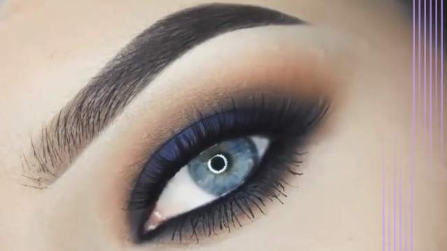 How To: Dark Smokey Eyeshadow