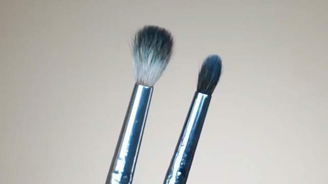 How To: Different Makeup Brushes