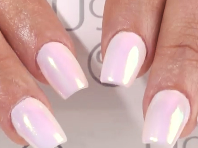 How To: Shell Nail Designs