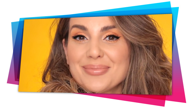 How To: Apply Lipstick Tutorial